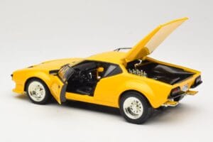 De Tomaso Pantera Dzeltens Hot Wheels 1:18 27809 Metāls — attēls 5 no 8