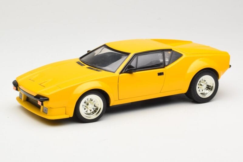 De Tomaso Pantera Dzeltens Hot Wheels 1:18 27809 Metāls