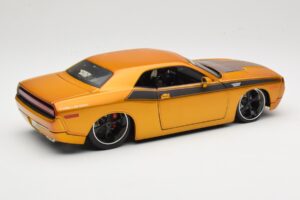 Dodge Challenger Concept Zeltains Maisto 1:18 31320 Metāls — attēls 3 no 8