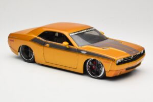 Dodge Challenger Concept Zeltains Maisto 1:18 31320 Metāls — attēls 6 no 8