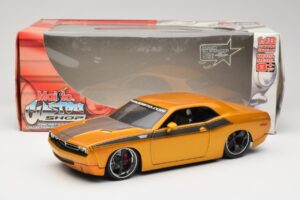 Dodge Challenger Concept Zeltains Maisto 1:18 31320 Metāls — attēls 8 no 8