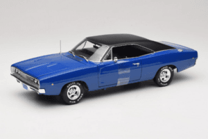 Dodge Charger Christine Filmauto Auto World 1:18 AWSS111/06 Metāls