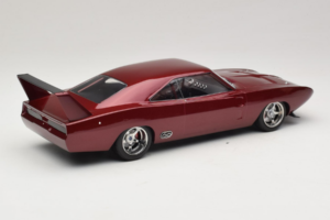 Dodge Charger Daytona Fast & Furious Dom's Car GreenLight 1:18 19003 Metāls — attēls 2 no 6