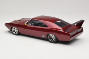 Dodge Charger Daytona Fast & Furious Dom's Car GreenLight 1:18 19003 Metāls — attēls 5 no 6