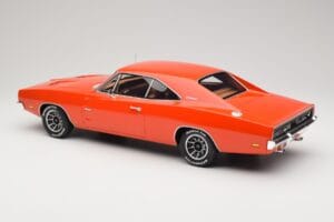 Dodge Charger Hemi Oranžs Otto 1:12 G060 Sveķi — attēls 5 no 6