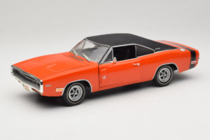 Dodge Charger R/T Oranžs & Melns American Muscle 1:18 39314 Metāls