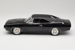 Dodge Charger R/T Steve McQueen Bullitt Movie Greenlight 1:18 12839 Metāls — attēls 4 no 8