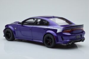 Dodge Charger Super Bee Violets GT Spirit 1:18 GT895 Sveķi — attēls 5 no 6