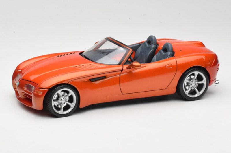 Dodge Concept Vehicle Oranžs Maisto 1:18 50323 Metāls