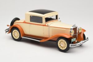 Dodge Eight DG Coupe Bēšs BoS Models 1:18 BOS289 Sveķi — attēls 4 no 6
