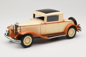 Dodge Eight DG Coupe Bēšs BoS Models 1:18 BOS289 Sveķi