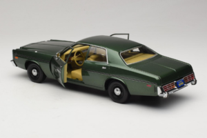 Dodge Monaco Zaļš Hunter GreenLight 1:18 19045 Metāls — attēls 5 no 8