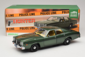 Dodge Monaco Zaļš Hunter GreenLight 1:18 19045 Metāls — attēls 8 no 8