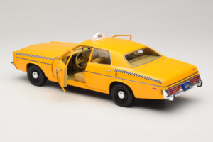Dodge Monaco Taxi Rocky III GreenLight 1:18 19111 Metāls — attēls 5 no 8