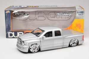 Dodge Ram Tuned Sudrabs Jada 1:18 63162-SM Metāls — attēls 8 no 8