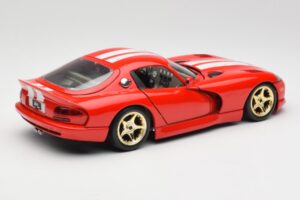 Dodge Viper GTS Sarkans Bburago 1:18 3075 Metāls — attēls 3 no 8