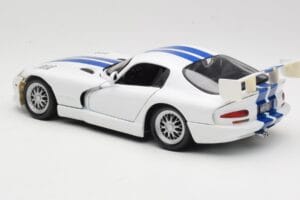 Dodge Viper GTS-R GT2 Balts 1997 Maisto 1:18 50316 Metāls — attēls 7 no 8