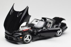 Dodge Viper RT/10 Melns Bburago 1:18 3065 Metāls — attēls 2 no 8
