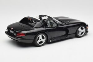Dodge Viper RT/10 Melns Bburago 1:18 3065 Metāls — attēls 3 no 8