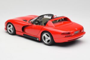 Dodge Viper RT/10 Sarkans Bburago 1:18 3025-M1 Metāls — attēls 7 no 8