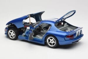 Dodge Viper GTS SR II Zils ar Baltām Svītrām Bburago 1:18 3330 Metāls — attēls 5 no 8