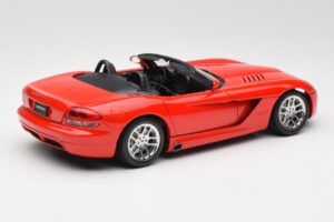 Dodge Viper SRT-10 Sarkans Bburago 1:18 3325 Metāls — attēls 3 no 8