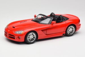 Dodge Viper SRT-10 Sarkans Bburago 1:18 3325 Metāls