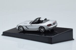 Dodge Viper SRT-10 Sudrabs AUTOart 1:43 51703 Metāls — attēls 3 no 4