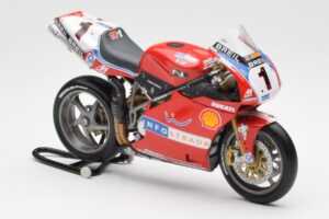 Ducati 998R WSB #1 T. Bayliss Ducati Infostrada 2002 Minichamps 1:12 122021201 Metāls — attēls 4 no 6