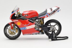 Ducati 998R WSB #1 T. Bayliss Ducati Infostrada 2002 Minichamps 1:12 122021201 Metāls