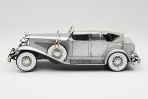 Duesenberg SJ Sudrabs GreenLight 1:18 13525 Metāls — attēls 4 no 8