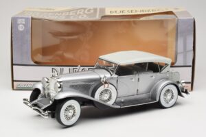 Duesenberg SJ Sudrabs GreenLight 1:18 13525 Metāls — attēls 8 no 8