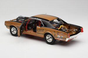 Oldsmobile 442 Hurst Hairy Olds Twin-Engine 4WD 1966 Highway 61 1:18 50089 Metāls — attēls 5 no 8