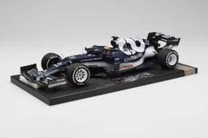 AlphaTauri AT02 #22 Y. Tsunoda Bahrain GP 2021 Minichamps 1:18 117210122 Metāls — attēls 2 no 6