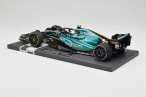 Aston Martin AMR22 Aramco #5 S. Vettel Abu Dhabi GP 2022 Last Race Collector's Edition Minichamps 1:18 117222205 Sveķi — attēls 5 no 7