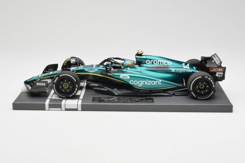 Aston Martin AMR23 #14 F. Alonso 3rd Place Saudi Arabian GP 2023 Minichamps 1:18 117230214 Metāls