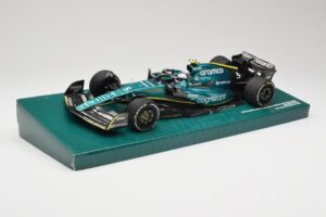 Aston Martin AMR22 #5 S. Vettel Last Race Abu Dhabi GP 2022 Minichamps 1:18 147222205 Sveķi — attēls 2 no 7