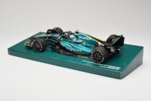 Aston Martin AMR22 #5 S. Vettel Last Race Abu Dhabi GP 2022 Minichamps 1:18 147222205 Sveķi — attēls 5 no 7