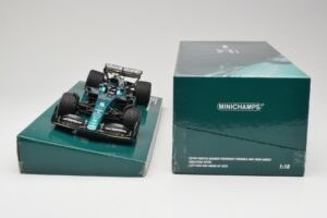 Aston Martin AMR22 #5 S. Vettel Last Race Abu Dhabi GP 2022 Minichamps 1:18 147222205 Sveķi — attēls 6 no 7