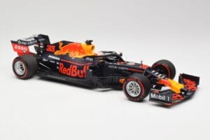Aston Martin Red Bull Racing RB15 #33 M. Verstappen F1 2019 Minichamps 1:18 110190033 Metāls — attēls 4 no 7