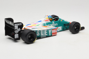 Benetton B186 #20 G. Berger F1 1986 Minichamps 1:18 80439418130 Metāls — attēls 2 no 6