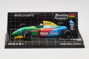 Benetton Ford B188 #19 A. Nannini Race Car 1988 Minichamps 1:43 400890119 Metāls