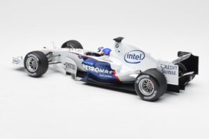 BMW Sauber F1.06 #17 J. Villeneuve F1 2006 Minichamps 1:18 100060017 Metāls — attēls 5 no 6