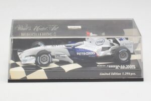 BMW Sauber F1.06 #16 N. Heidfeld F1 2006 Minichamps 1:43 400060086 Metāls — attēls 4 no 5