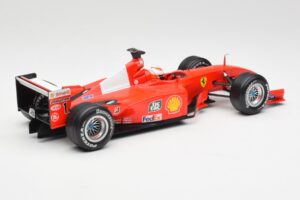 Ferrari F2001 #1 M. Schumacher F1 World Champion 2001 Sarkans Hot Wheels 1:18 50202 Metāls — attēls 2 no 6