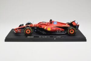 Ferrari SF-24 #16 C. Leclerc Emilia Romagna Grand Prix 2024 Bburago 1:18 18-16821-L-IMOLA-SHOWCASE Metāls — attēls 3 no 7
