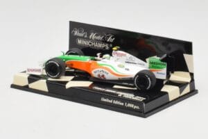 Force India Mercedes VJM02 #21 G. Fisichella Showcar 2009 Minichamps 1:43 400090091 Metāls — attēls 3 no 5