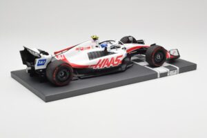 Haas VF-22 #47 M. Schumacher Brazilian GP 2022 Minichamps 1:18 117222147 Sveķi — attēls 3 no 7