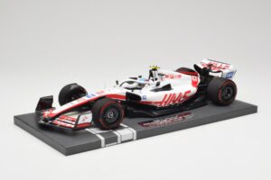 Haas VF-22 #47 M. Schumacher British GP 2022 Minichamps 1:18 117221047 Sveķi — attēls 2 no 7