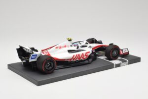 Haas VF-22 #47 M. Schumacher British GP 2022 Minichamps 1:18 117221047 Sveķi — attēls 3 no 7